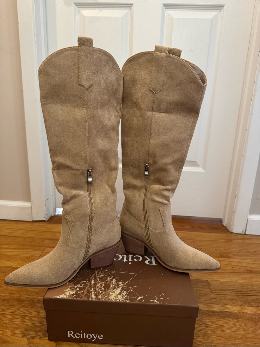 Reitoye Beige Over-the-Knee Suede Boots